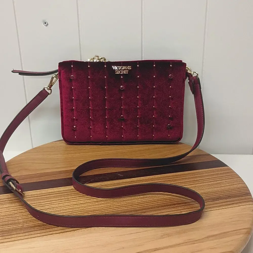 Victoria’s Secret Velvet Bond Street Shoulder Bag Cranberry Gold tone Chain Stud